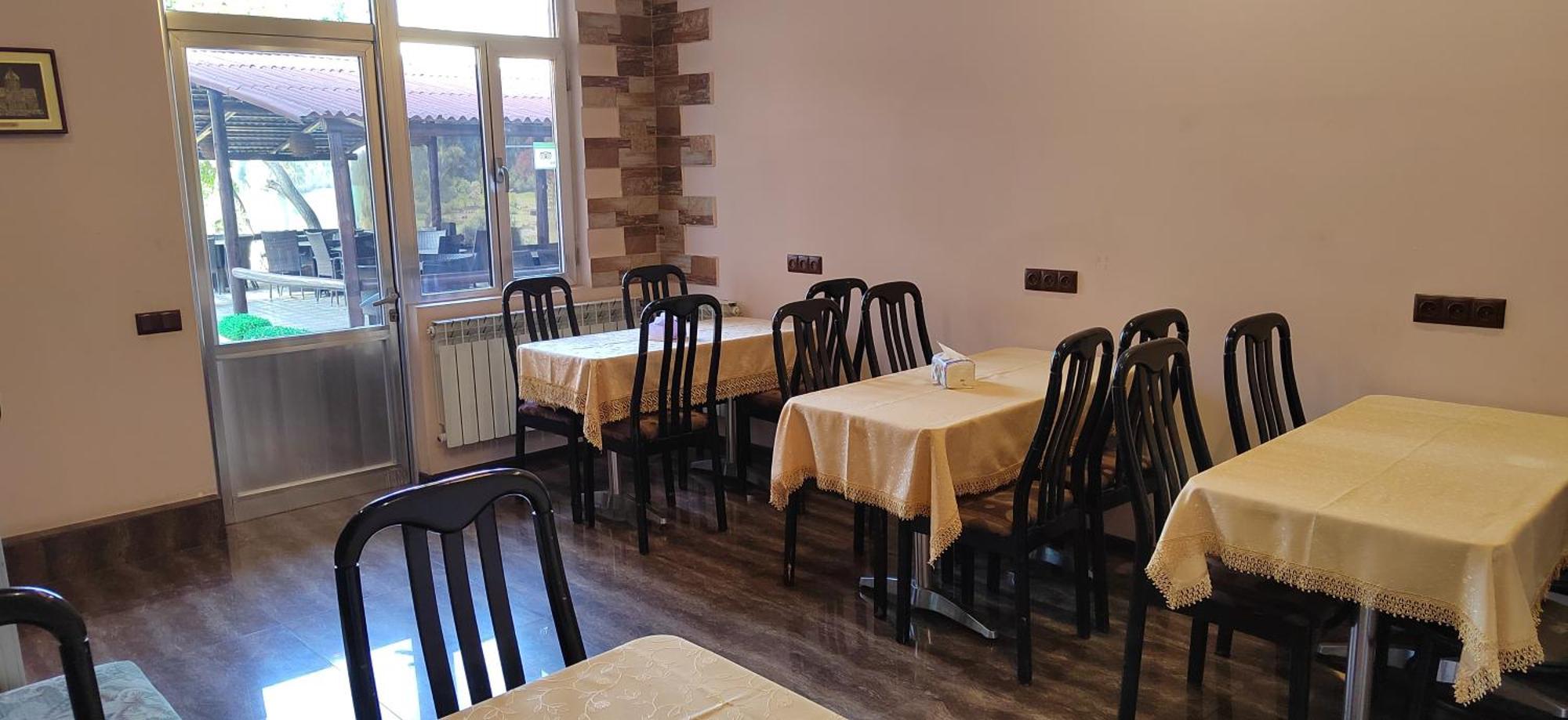 Areg Hotel Erywań Zewnętrze zdjęcie