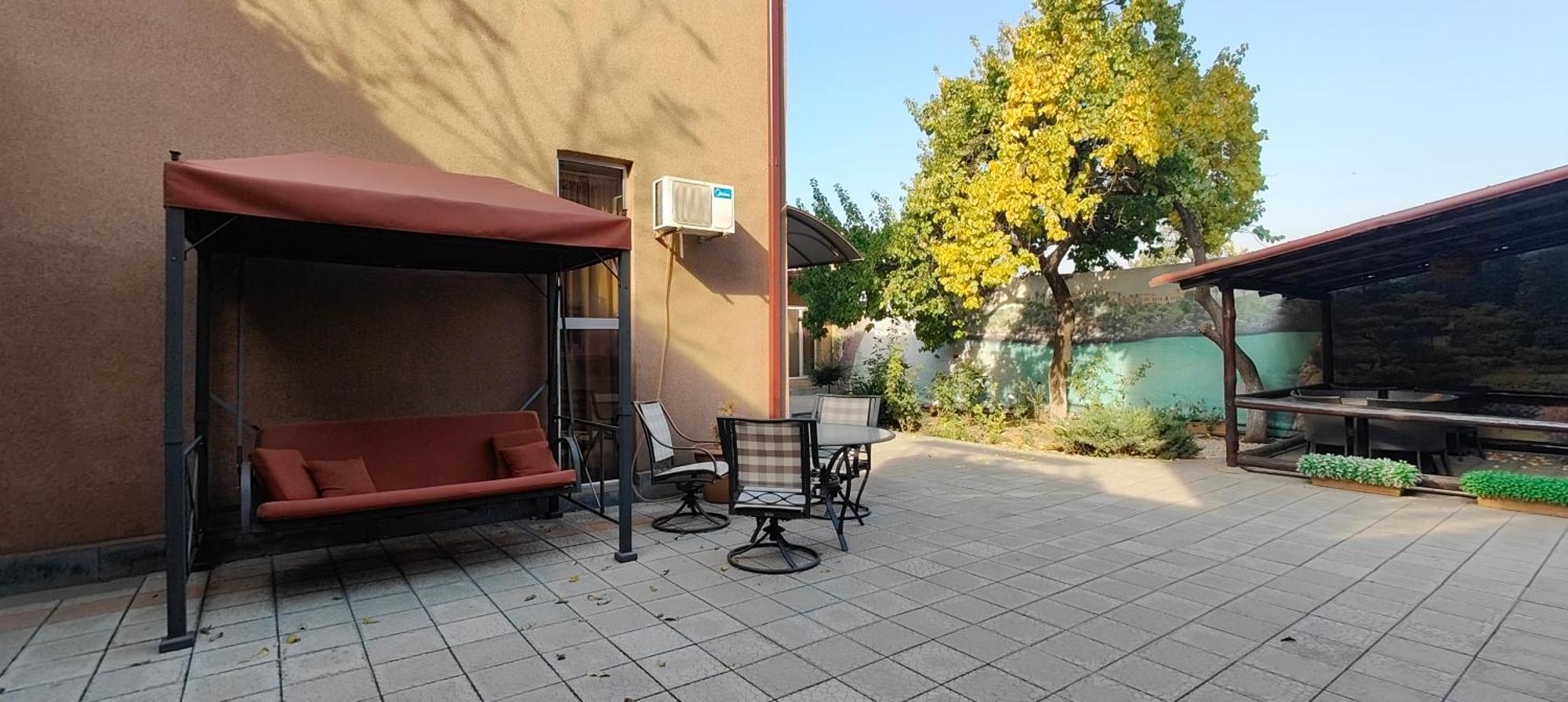 Areg Hotel Erywań Zewnętrze zdjęcie