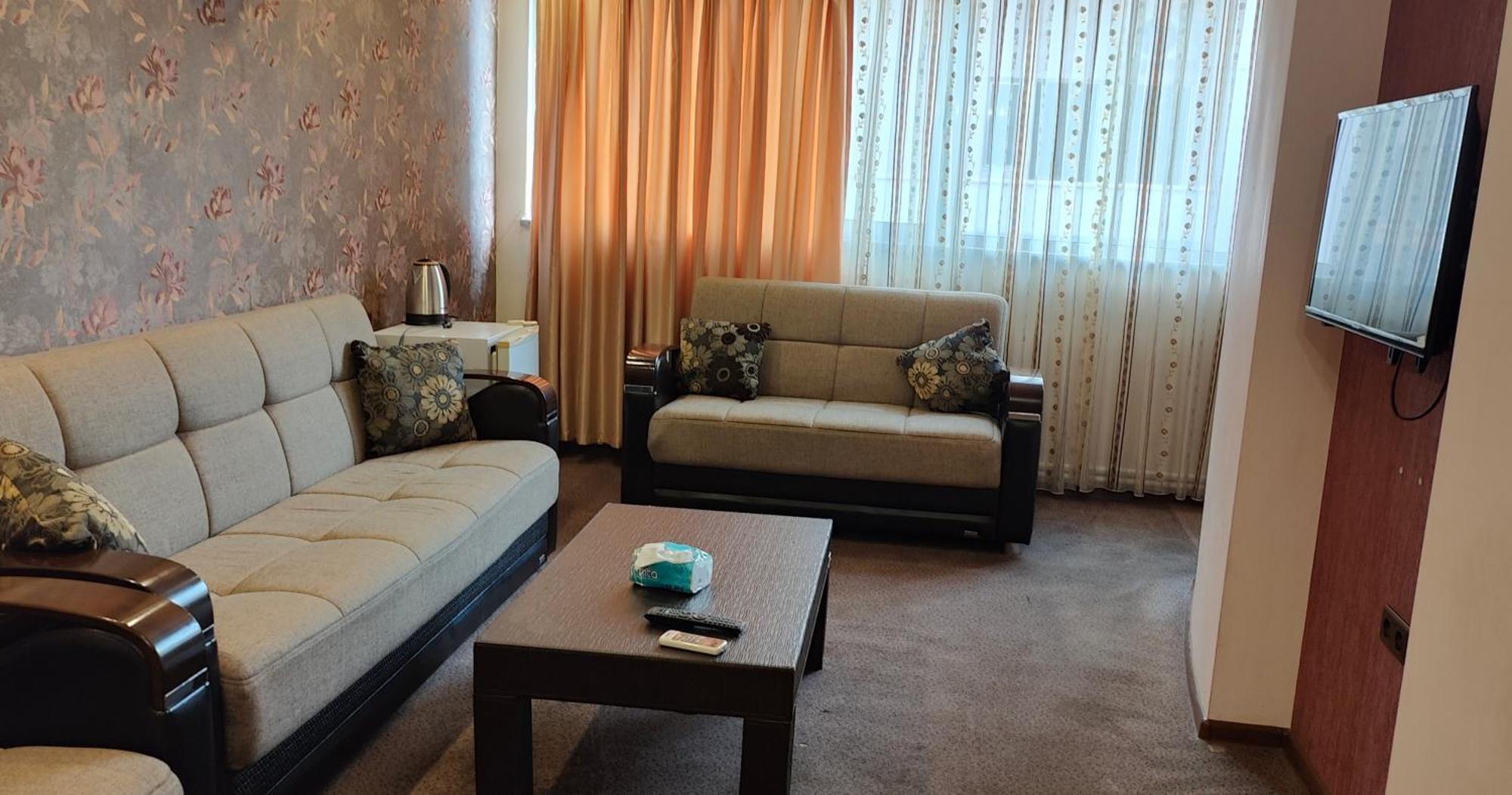 Areg Hotel Erywań Zewnętrze zdjęcie